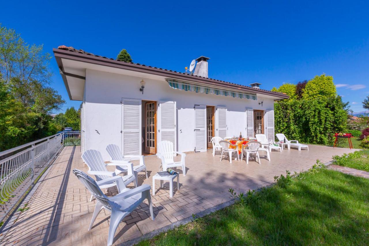Villa Martine Au Bord Du Lac - Happy Rentals Cadrezzate Екстер'єр фото