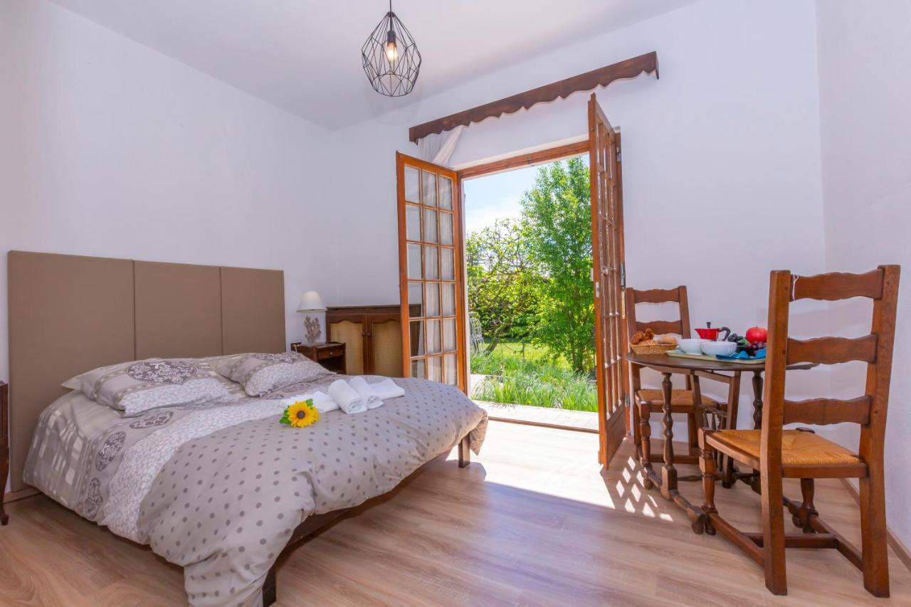 Villa Martine Au Bord Du Lac - Happy Rentals Cadrezzate Екстер'єр фото